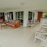 Casa De Frente Para A Praia Em Ubatuba - Villa Siri