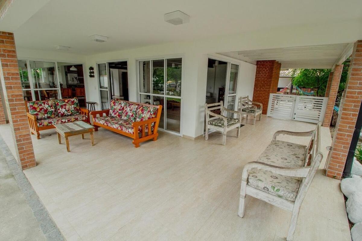 Casa De Frente A Em - Siri Casa de férias
