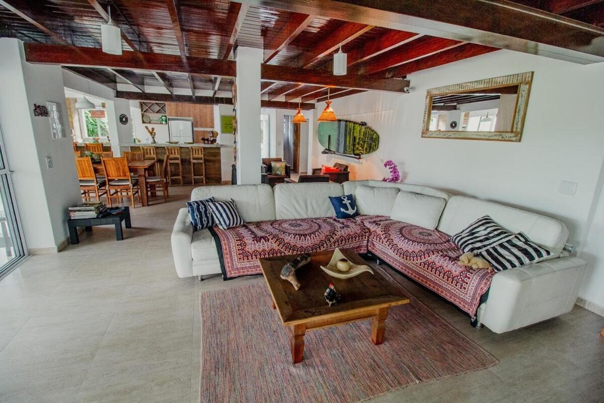 Casa De Frente A Em - Siri Casa de férias